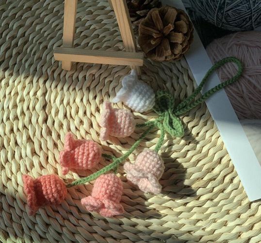 Lily Car Hanging Rearview Mirror Pendant Hand Crocheted Car Supplies Wool Woven Pendant